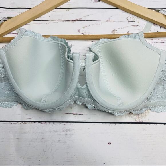Rene Rofe pastel green lace bra 38B - Picture 10 of 14